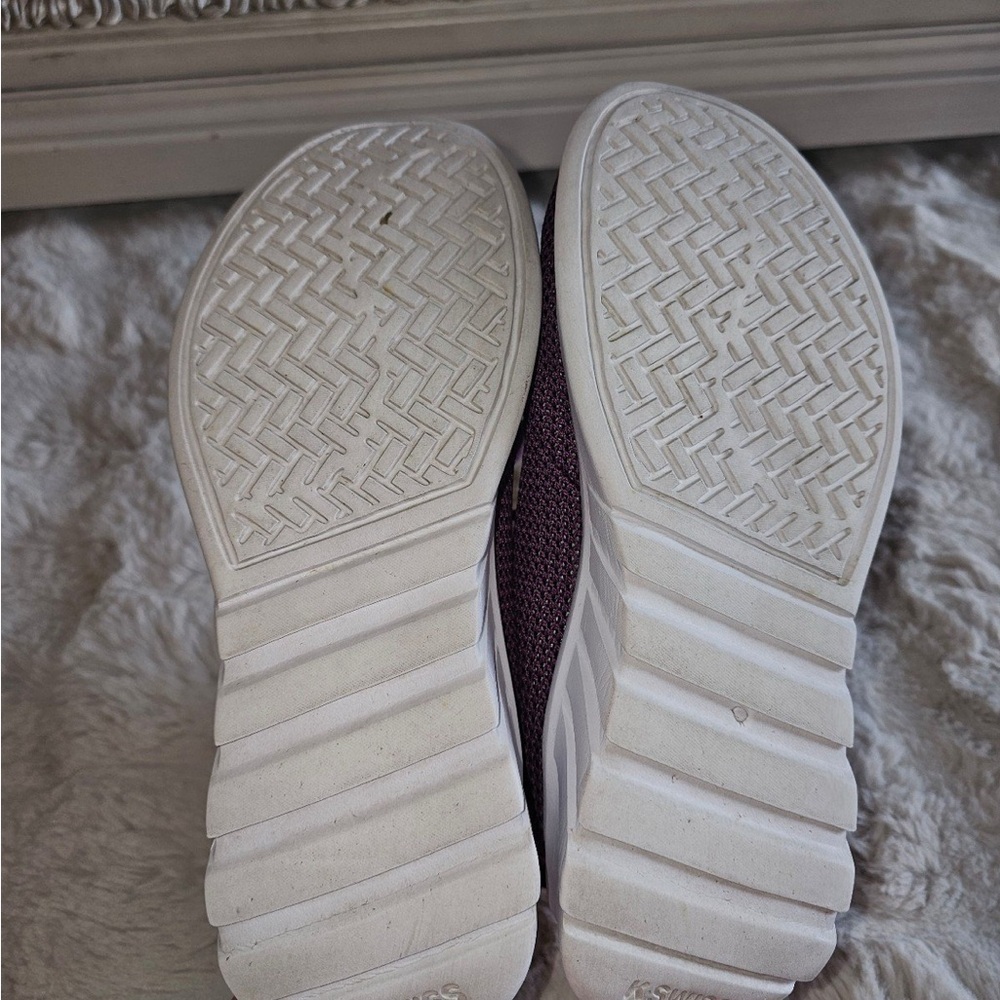 *30off3* K•Swiss‎ Purple and White Athletic Sneakers with Knit Mesh Upper​ - Picture 4 of 10